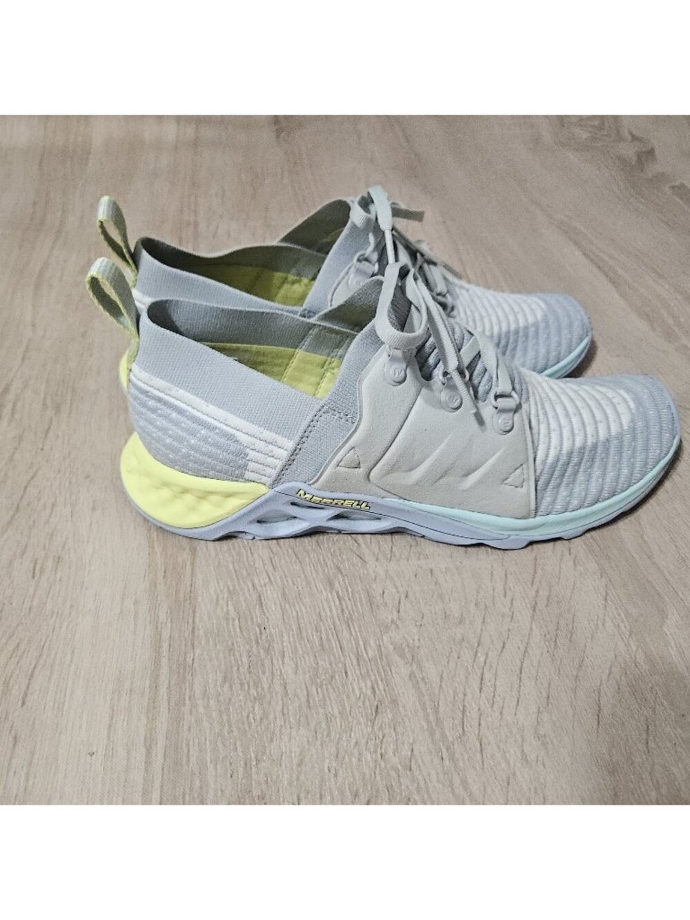 Merrell Sneaker Womens Sz 10 Range AC  Glacier Gray Yellow Blue Slip-On Shoes